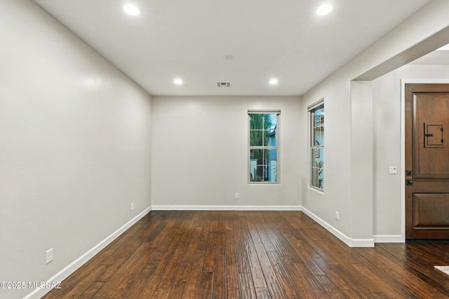 2198 E Madera Plateau Drive, Green Valley, AZ 85614