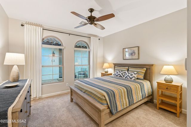 2198 E Madera Plateau Drive, Green Valley, AZ 85614