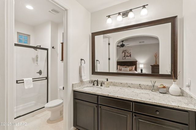 2198 E Madera Plateau Drive, Green Valley, AZ 85614