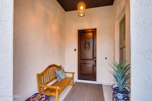 2198 E Madera Plateau Drive, Green Valley, AZ 85614