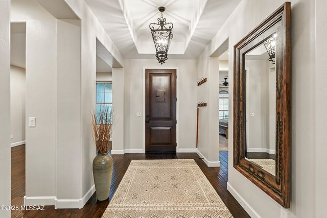 2198 E Madera Plateau Drive, Green Valley, AZ 85614