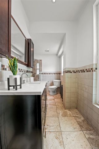 332 S 4th Avenue, Mount Vernon, NY 10550