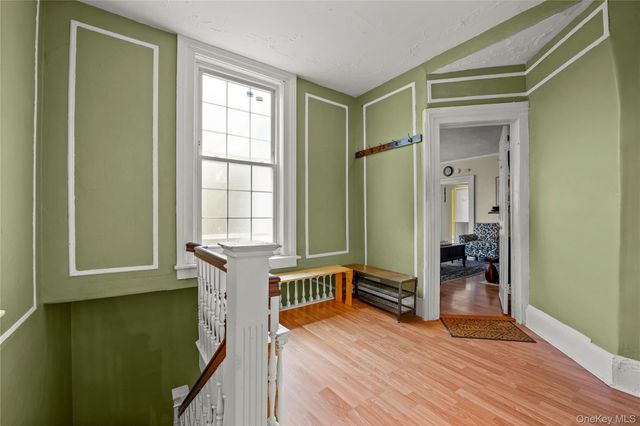 332 S 4th Avenue, Mount Vernon, NY 10550