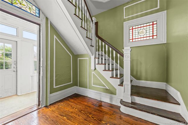 332 S 4th Avenue, Mount Vernon, NY 10550