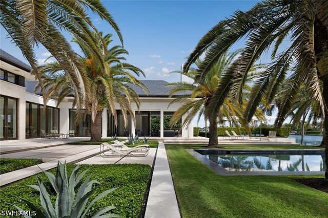 3655 Fort Charles DR, Naples, FL 34102
