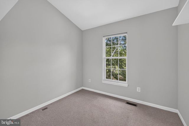 7014 GATTON SQ, Alexandria, VA 22315