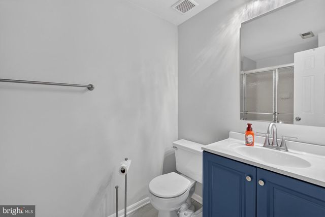 7014 GATTON SQ, Alexandria, VA 22315
