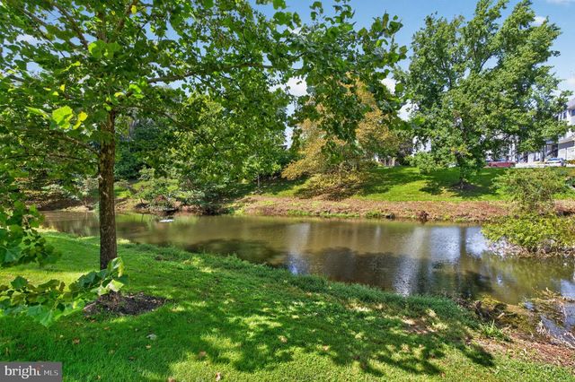7014 GATTON SQ, Alexandria, VA 22315