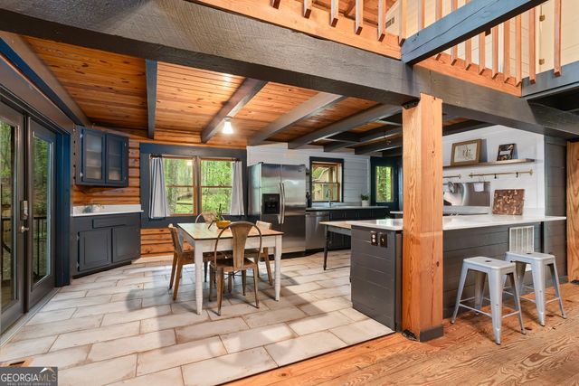 61 Lake Coweta Trail, Newnan, GA 30263