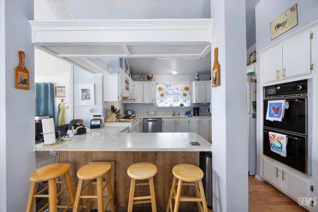 101 Split Mountain Way, Wofford Heights, CA 93285