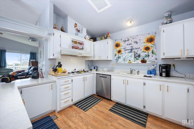 101 Split Mountain Way, Wofford Heights, CA 93285