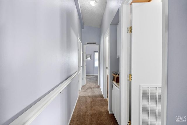 101 Split Mountain Way, Wofford Heights, CA 93285