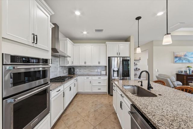 17905 MANCHESTER PLACE, Bradenton, FL 34202