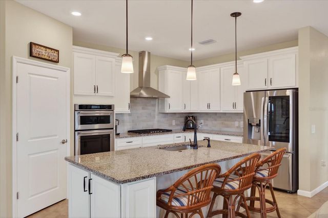 17905 MANCHESTER PLACE, Bradenton, FL 34202