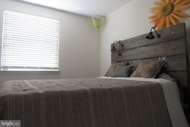12032 FARWELL RD, Philadelphia, PA 19154