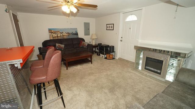 12032 FARWELL RD, Philadelphia, PA 19154