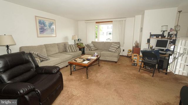 12032 FARWELL RD, Philadelphia, PA 19154