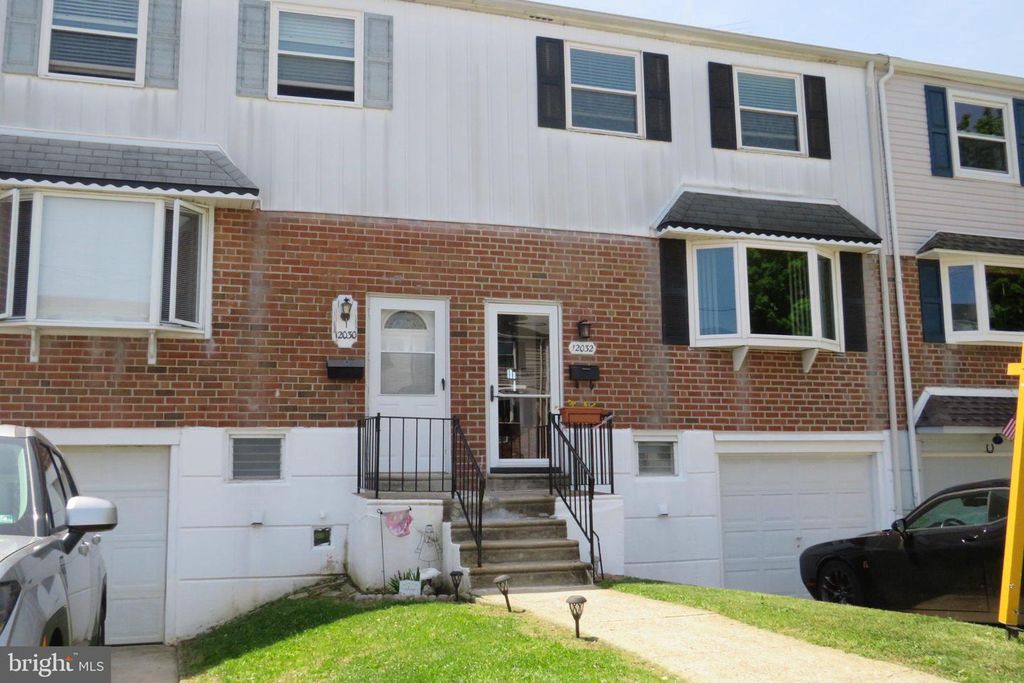 12032 FARWELL RD, Philadelphia, PA 19154