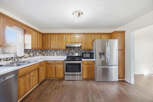 1030 Indian Trail, Lawrenceburg, KY 40342