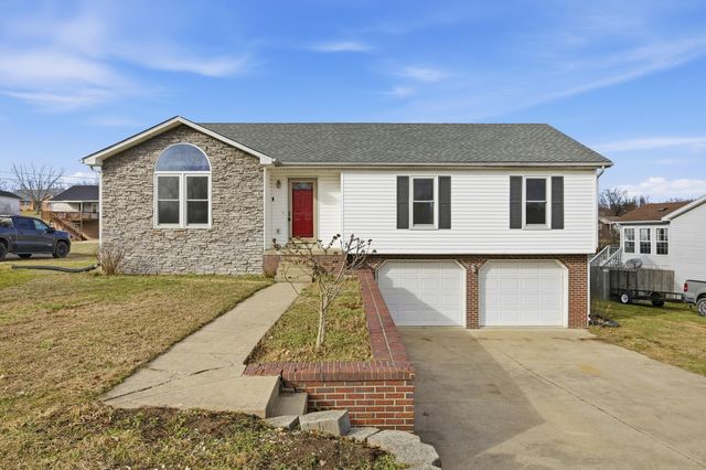 1030 Indian Trail, Lawrenceburg, KY 40342