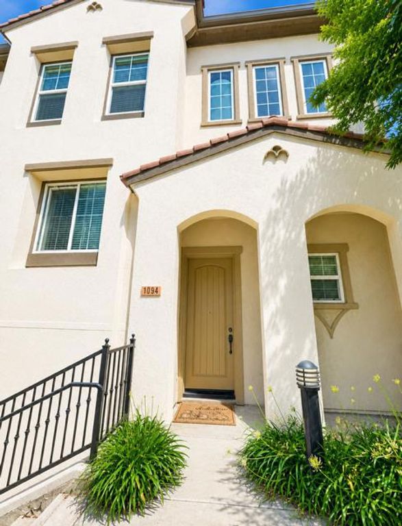 1094 Mente Linda, Milpitas, CA 95035
