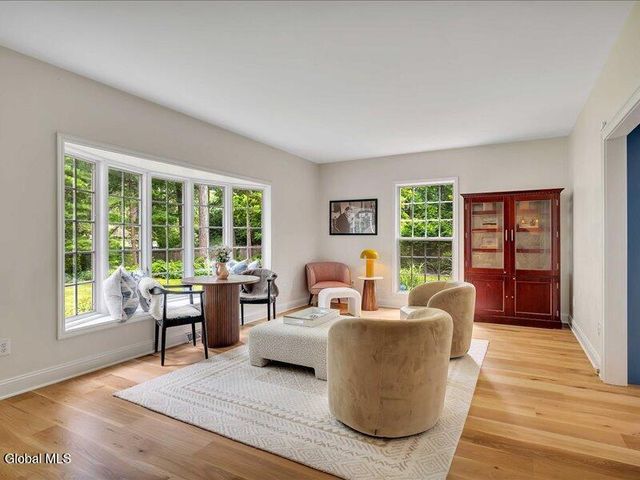 30 Longwood Drive, Saratoga Springs, NY 12866