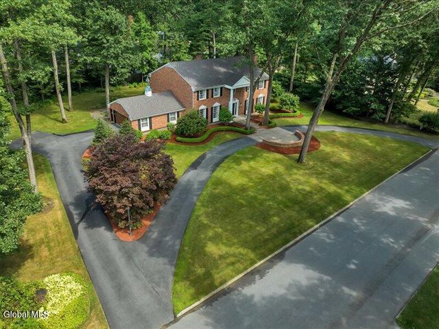 30 Longwood Drive, Saratoga Springs, NY 12866