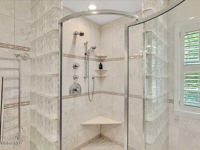 30 Longwood Drive, Saratoga Springs, NY 12866