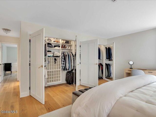 30 Longwood Drive, Saratoga Springs, NY 12866