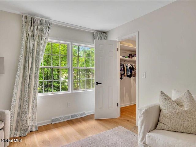 30 Longwood Drive, Saratoga Springs, NY 12866