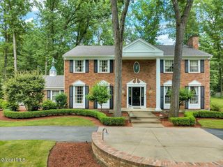 30 Longwood Drive, Saratoga Springs, NY 12866