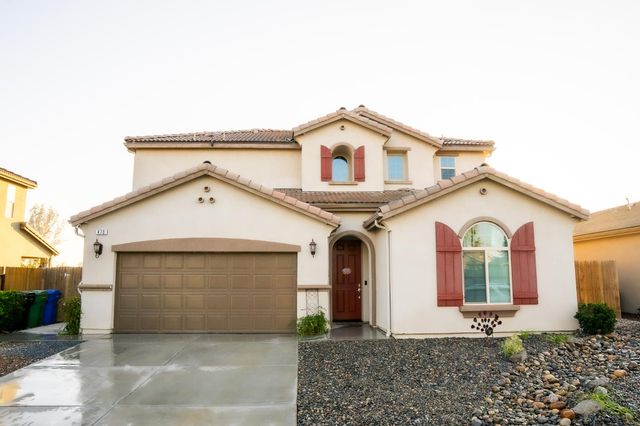 470 Daphne Lane, Lemoore, CA 93245