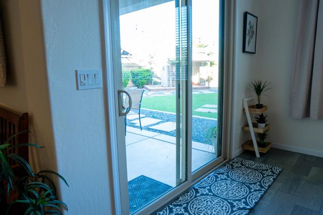 470 Daphne Lane, Lemoore, CA 93245