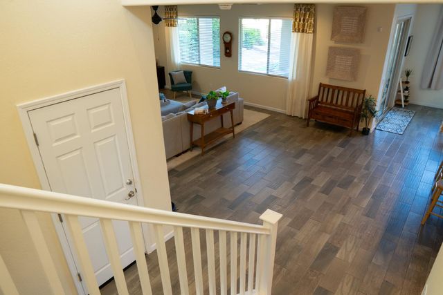 470 Daphne Lane, Lemoore, CA 93245