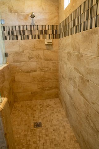 470 Daphne Lane, Lemoore, CA 93245