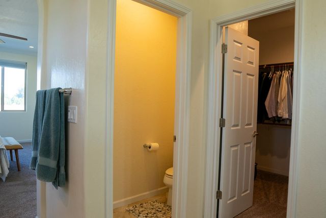 470 Daphne Lane, Lemoore, CA 93245