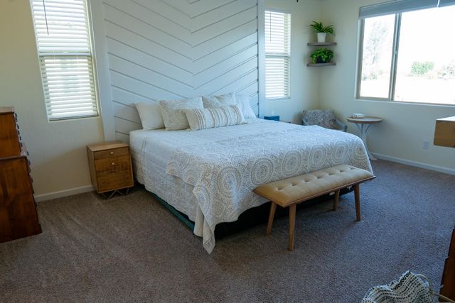 470 Daphne Lane, Lemoore, CA 93245