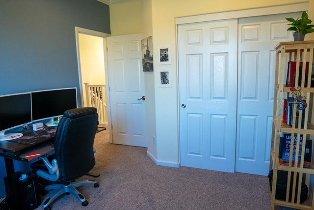 470 Daphne Lane, Lemoore, CA 93245