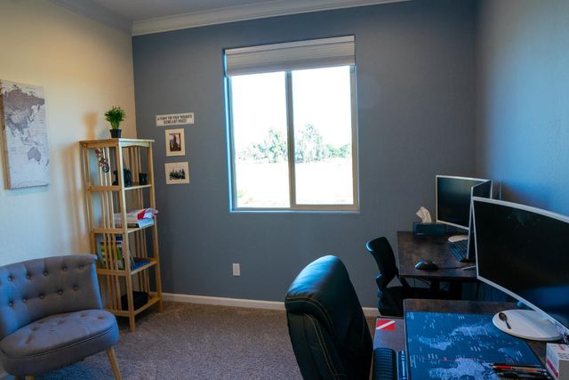 470 Daphne Lane, Lemoore, CA 93245