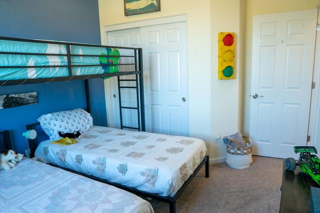 470 Daphne Lane, Lemoore, CA 93245