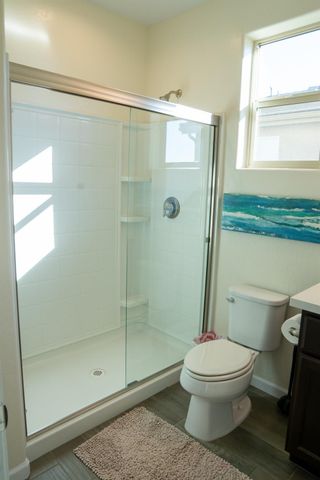 470 Daphne Lane, Lemoore, CA 93245