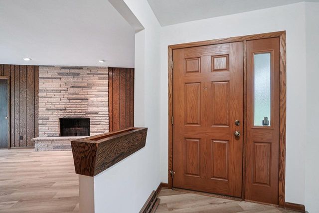 W279N5143 N Willow Creek DRIVE, Pewaukee, WI 53072