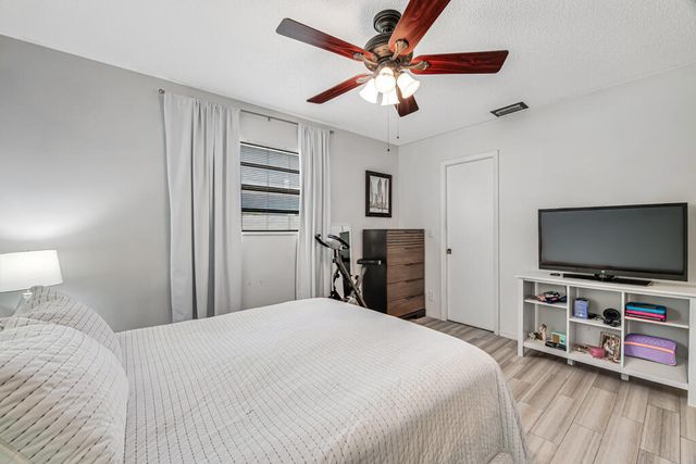 23428 Country Club Drive E, Boca Raton, FL 33428