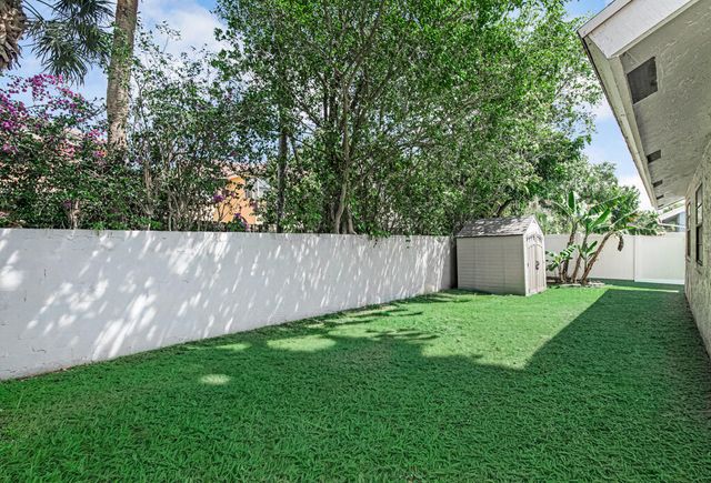 23428 Country Club Drive E, Boca Raton, FL 33428