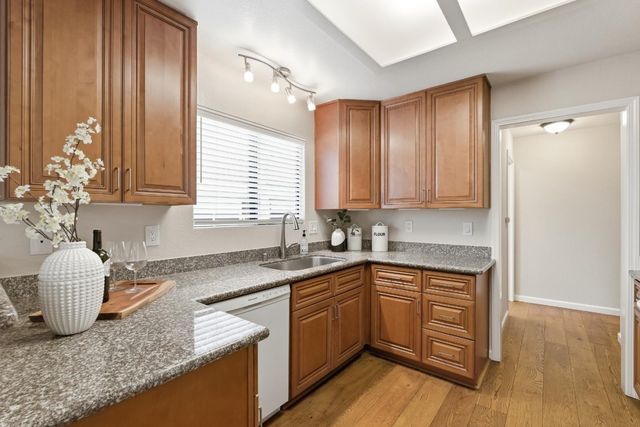 1430 Gordon Street G, Redwood City, CA 94061