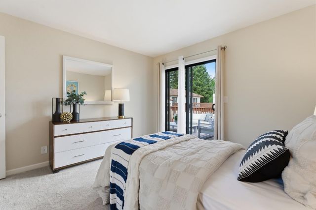 1430 Gordon Street G, Redwood City, CA 94061