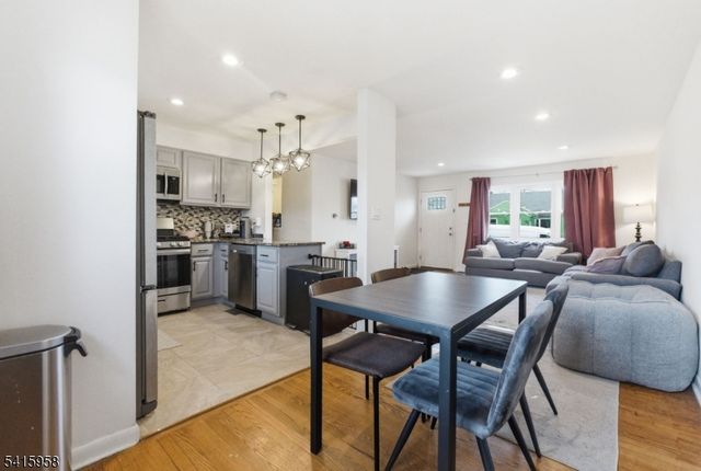 1110 Elm Ter, Rahway City, NJ 07065