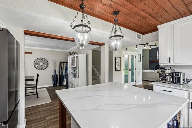 11039 Javalin, Helotes, TX 78023