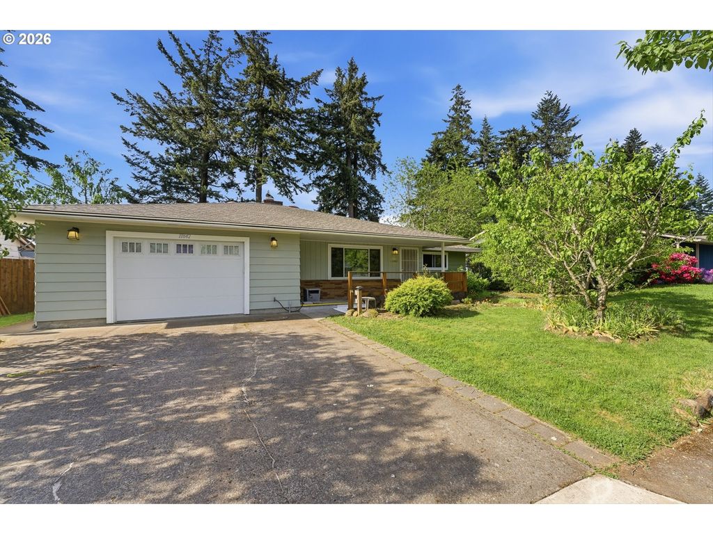 11842 Se GRANT St, Portland, OR 97216