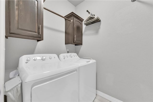 805 Ravine Street, Cave Springs, AR 72718